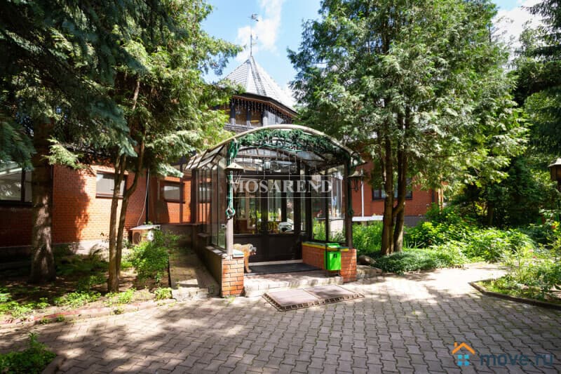 коттедж, 550 м&sup2;