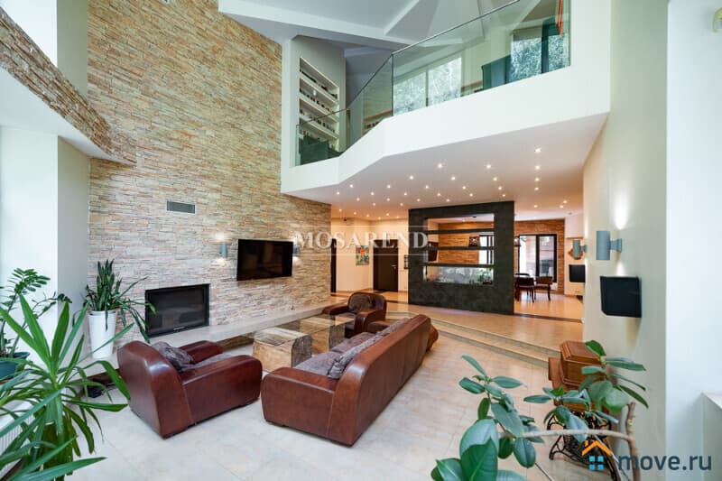 дом, 720 м&sup2;