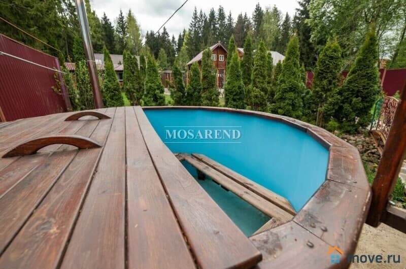 дом, 300 м&sup2;