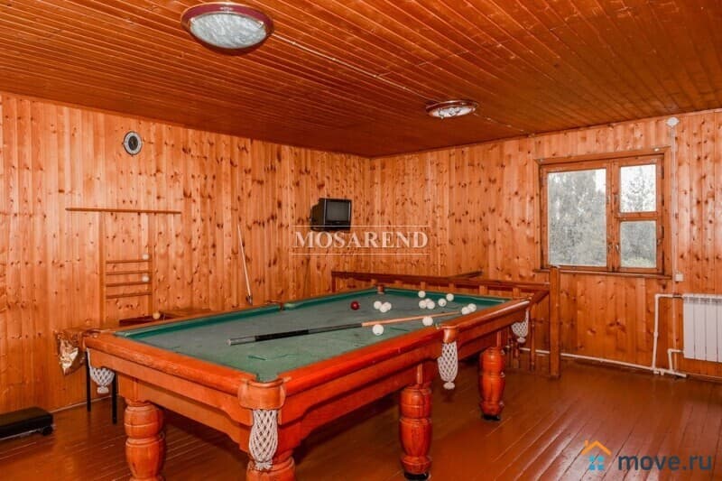 коттедж, 270 м&sup2;