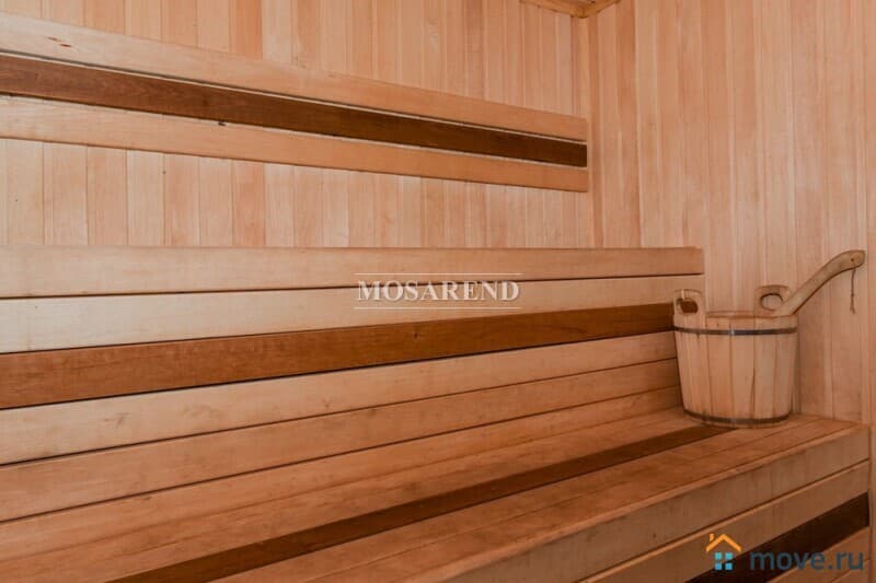 коттедж, 270 м&sup2;