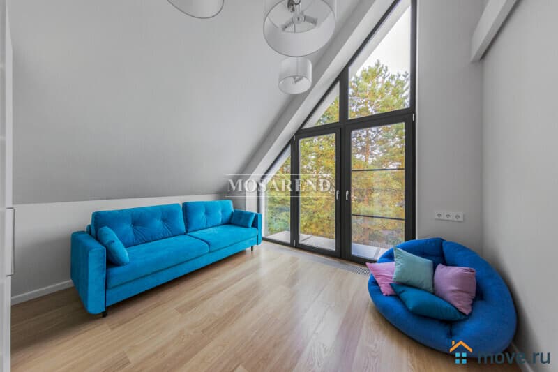 коттедж, 200 м&sup2;