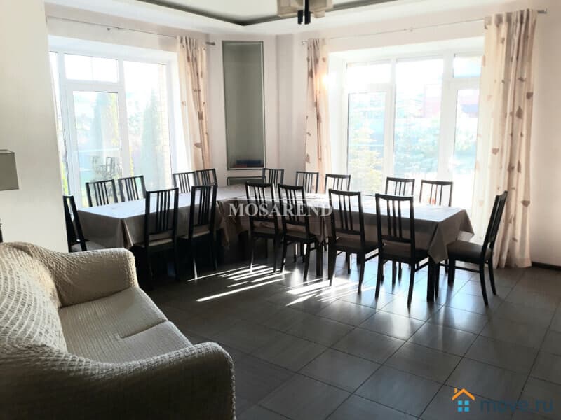 коттедж, 470 м&sup2;