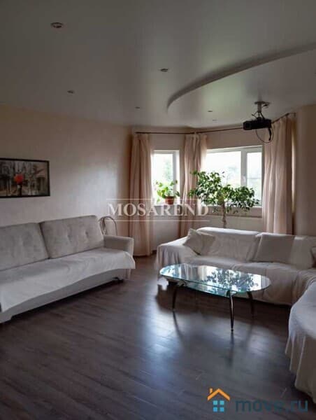 коттедж, 310 м&sup2;