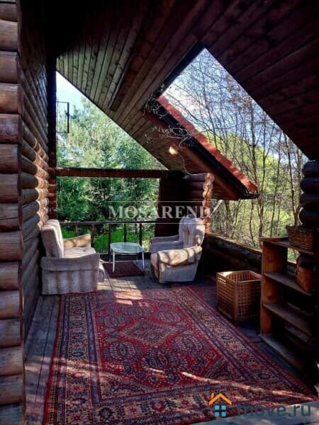 коттедж, 250 м&sup2;