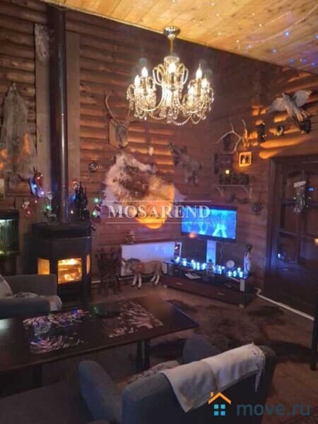 коттедж, 250 м&sup2;