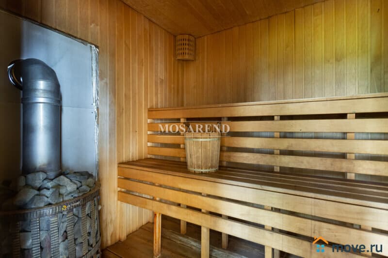 коттедж, 140 м&sup2;