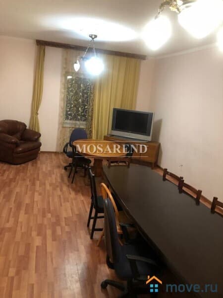 коттедж, 550 м&sup2;