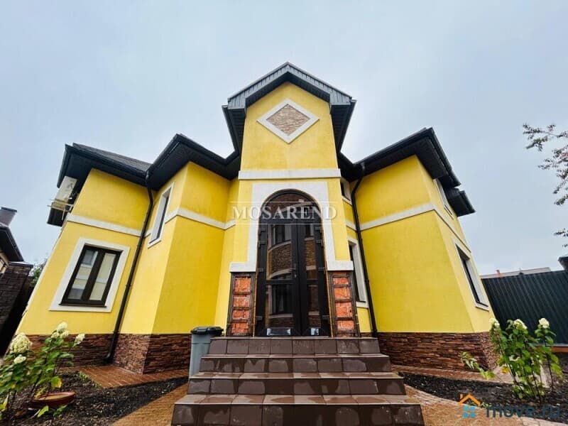 коттедж, 250 м&sup2;