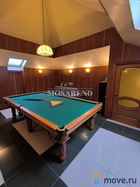 коттедж, 600 м&sup2;