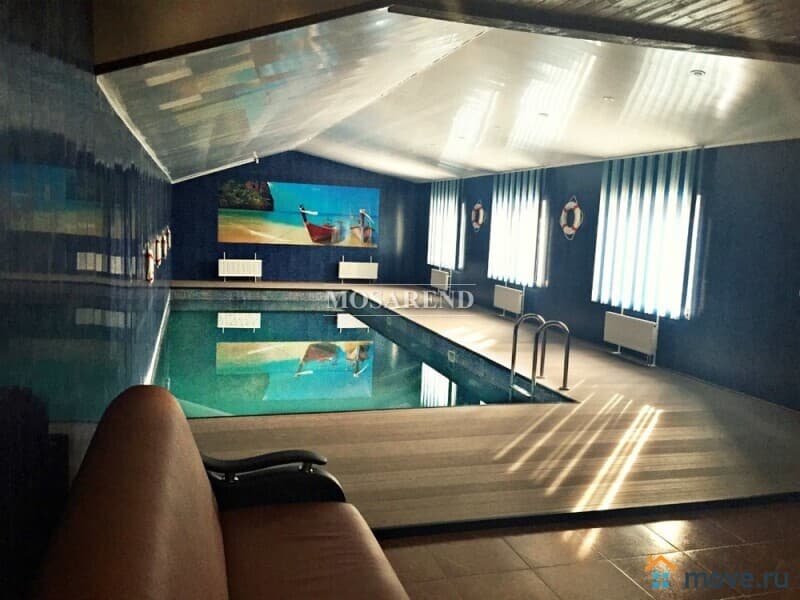 коттедж, 450 м&sup2;