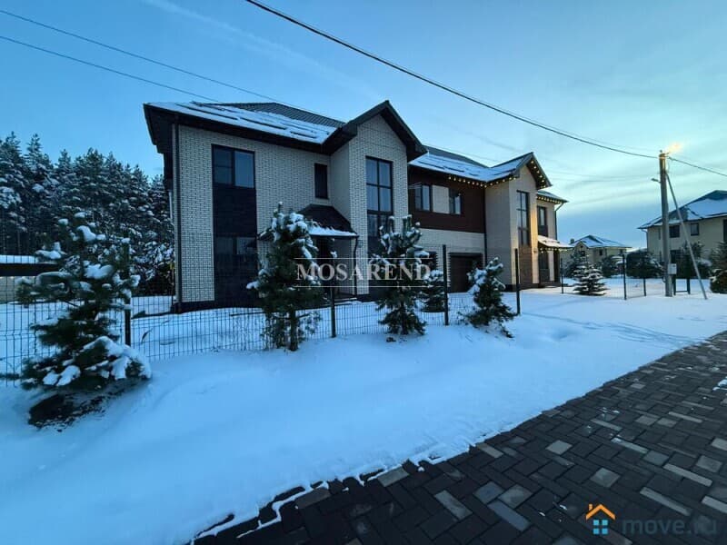 коттедж, 200 м&sup2;