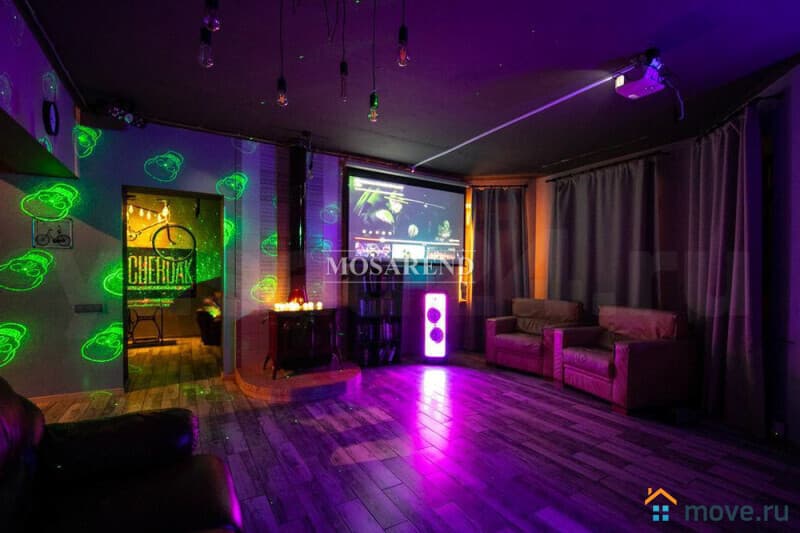 коттедж, 330 м&sup2;