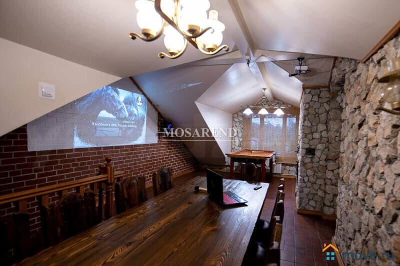 коттедж, 290 м&sup2;