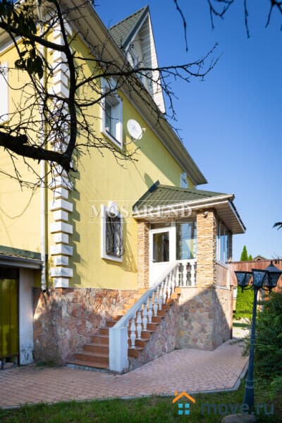 коттедж, 190 м&sup2;