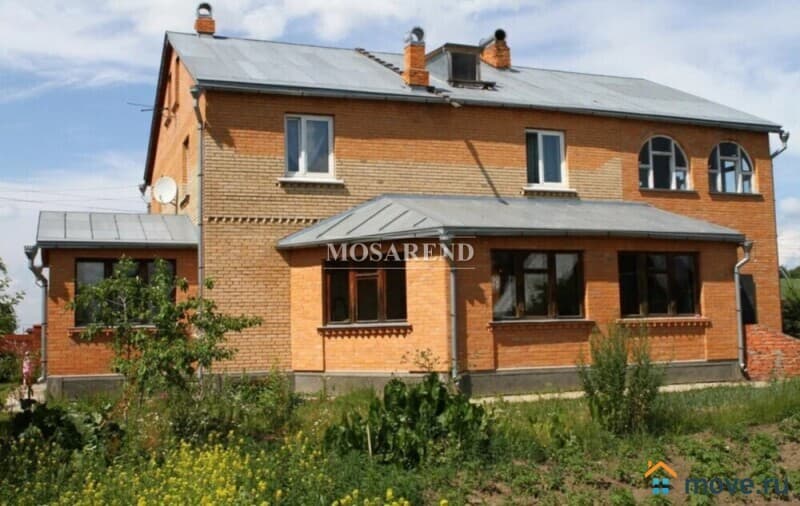 коттедж, 300 м&sup2;