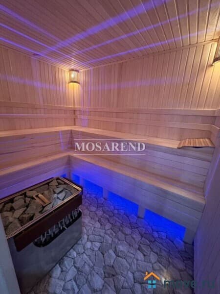 коттедж, 700 м&sup2;