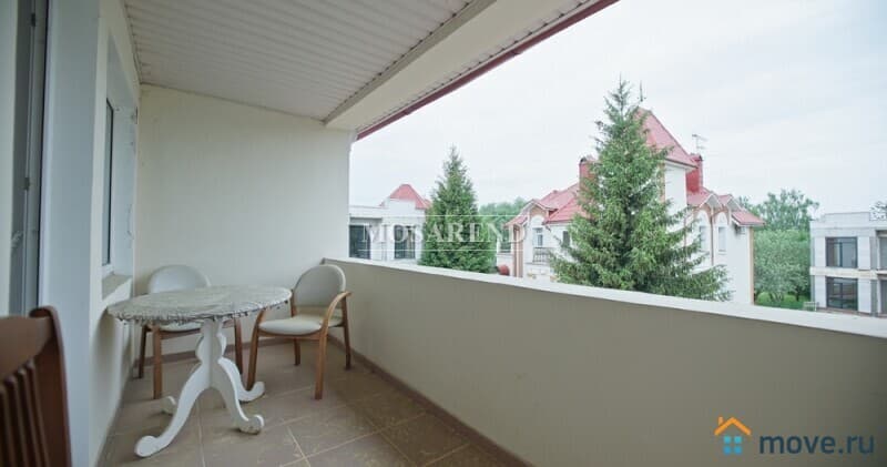 дом, 400 м&sup2;