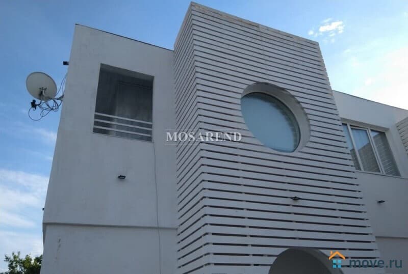 коттедж, 200 м&sup2;