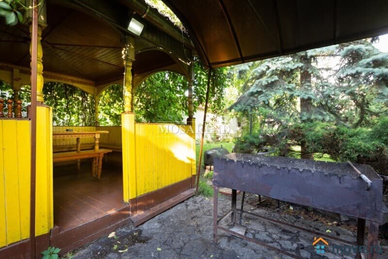 дом, 400 м&sup2;