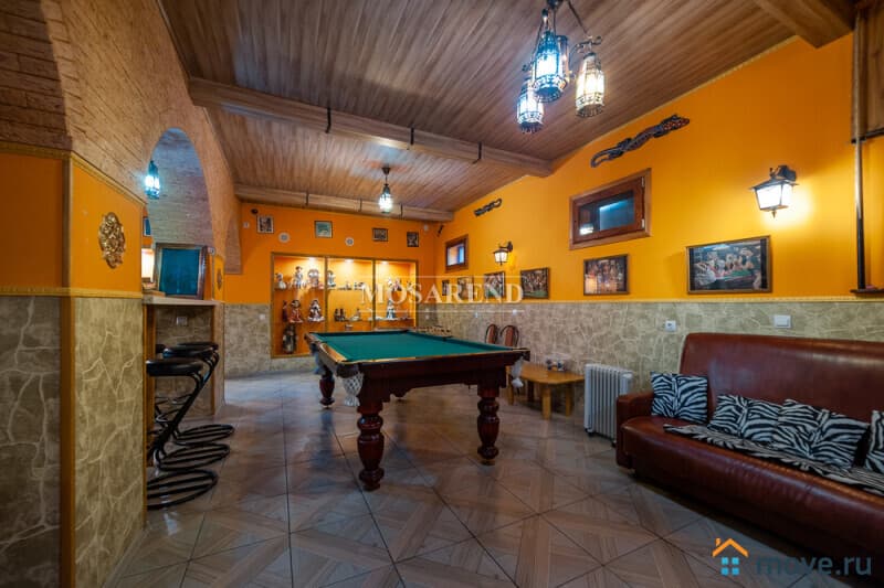 дом, 750 м&sup2;