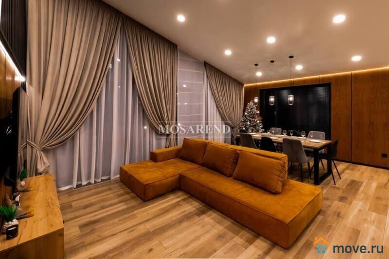 коттедж, 200 м&sup2;