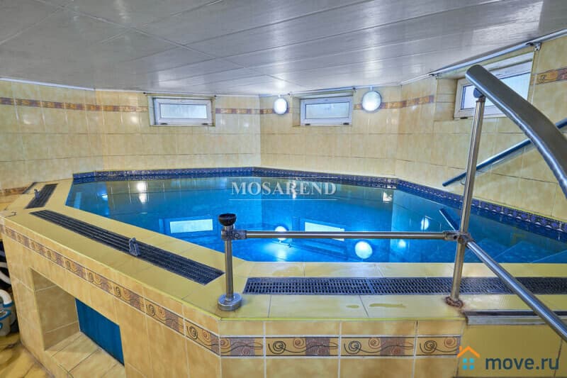 коттедж, 450 м&sup2;
