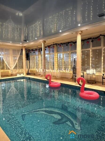 коттедж, 600 м&sup2;