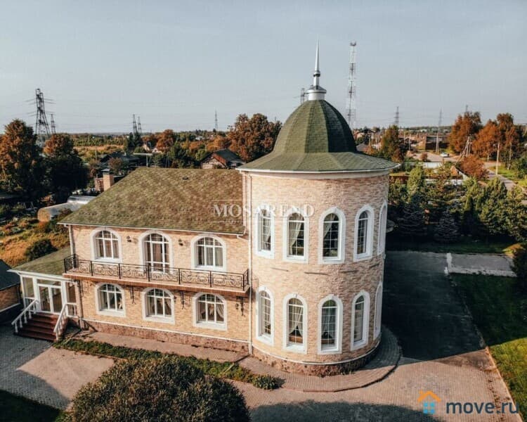 коттедж, 1500 м&sup2;