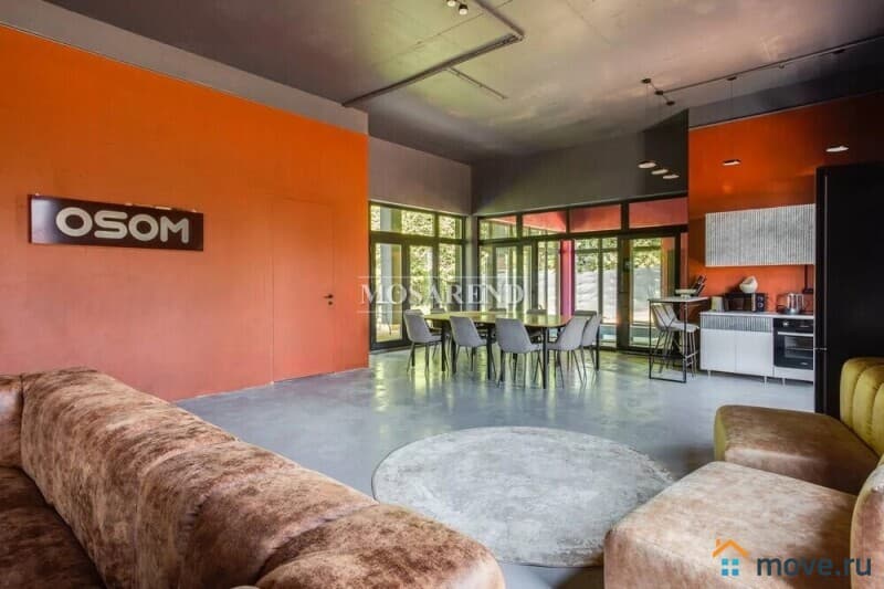 коттедж, 350 м&sup2;