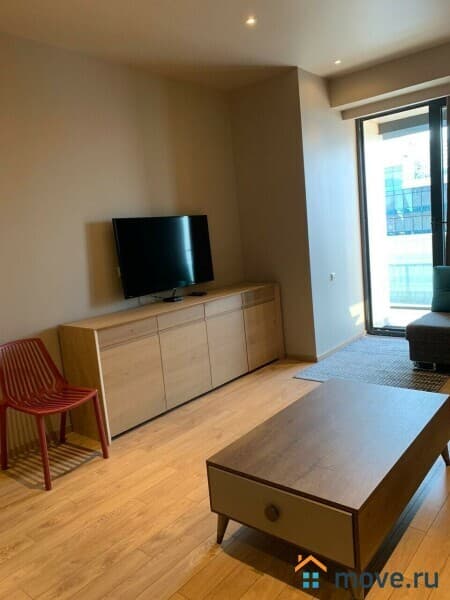 1-комн. квартира, 74 м²