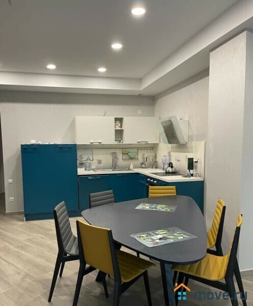 3-комн. квартира, 104 м²