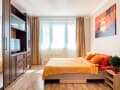 Аренда двухкомнатной квартиры на сутки, 65 м², 22 мин. до метро пешком, этаж 14 из 17. Фото 2