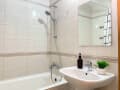Аренда двухкомнатной квартиры на сутки, 65 м², 22 мин. до метро пешком, этаж 14 из 17. Фото 19