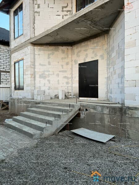 дом, 300 м&sup2;