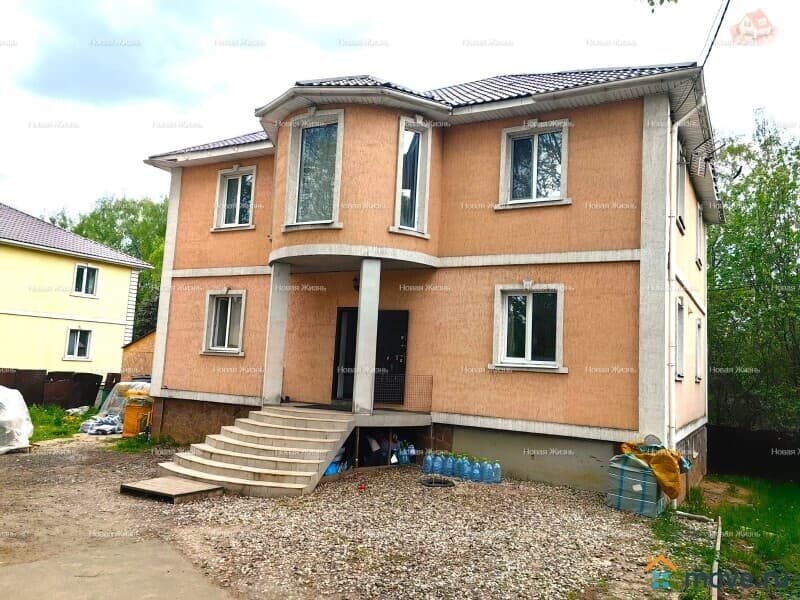 дом, 312.4 м²
