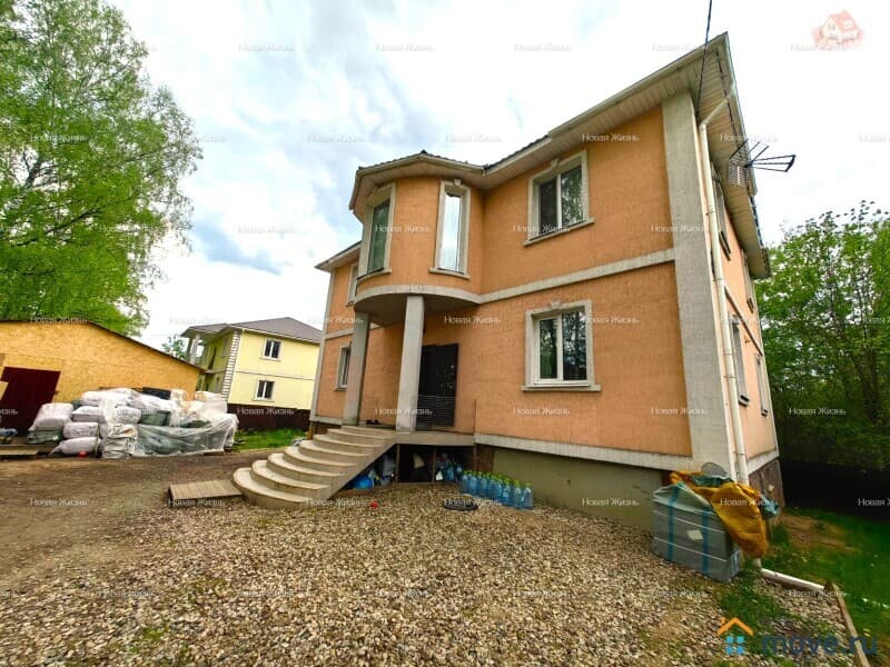дом, 312.4 м²
