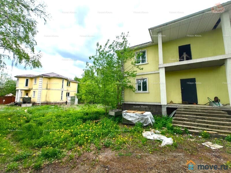 дом, 294.3 м²