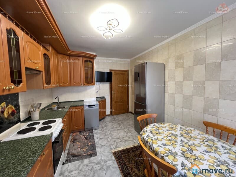 3-комн. квартира, 83 м&sup2;