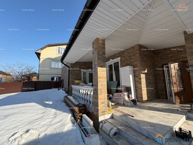 дом, 370 м&sup2;