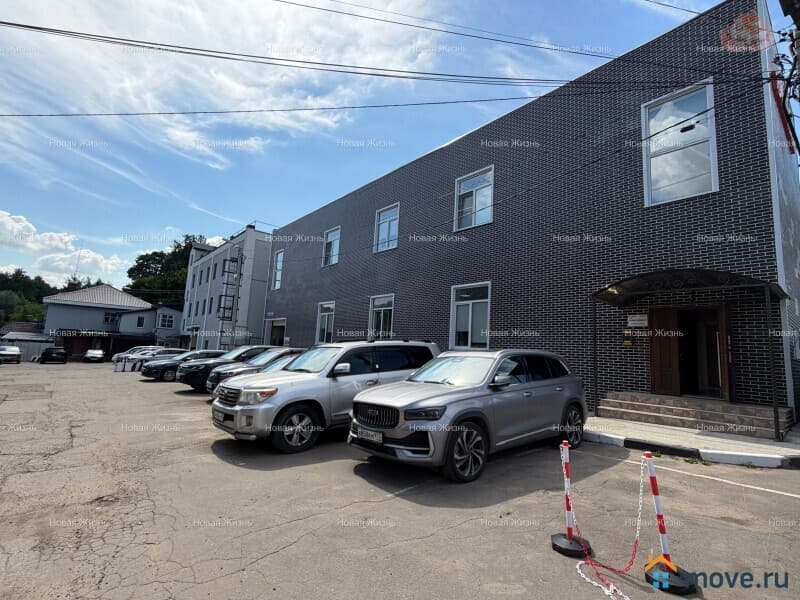 нежилое здание, 460 м&sup2;