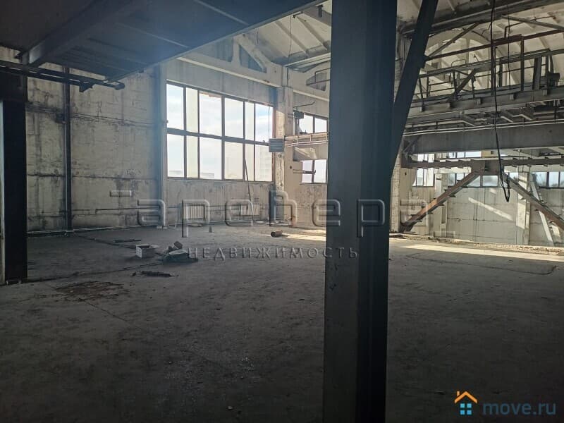 нежилое здание, 6000000 м²