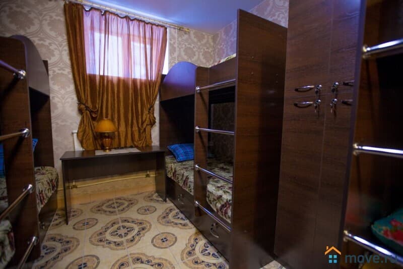 гостиница, 100 м²