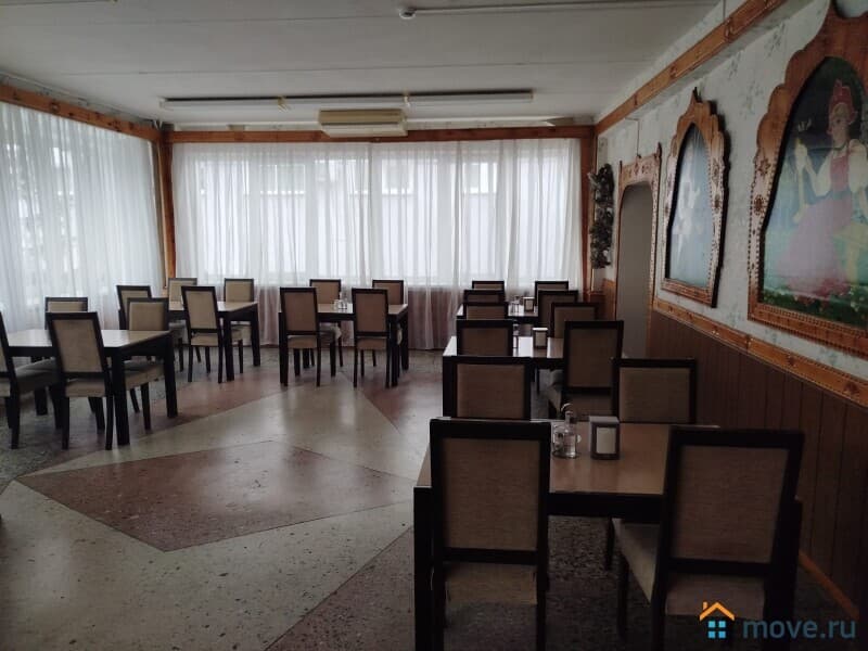 нежилое здание, 800 м&sup2;