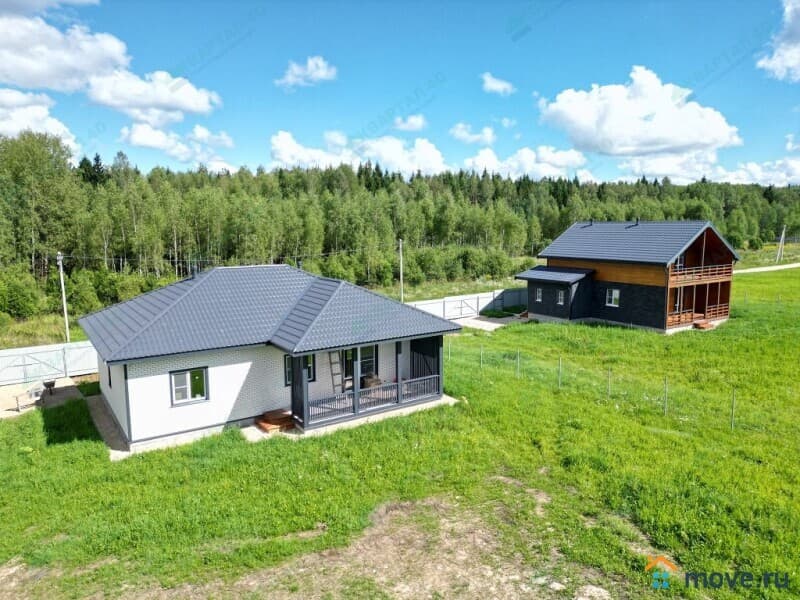 дом, 140 м²