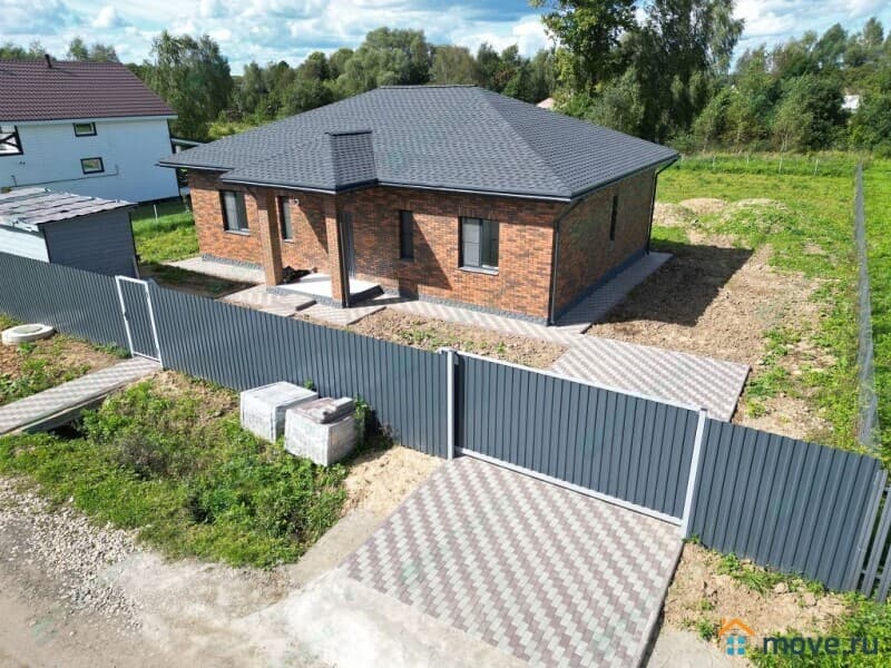 дом, 130 м²