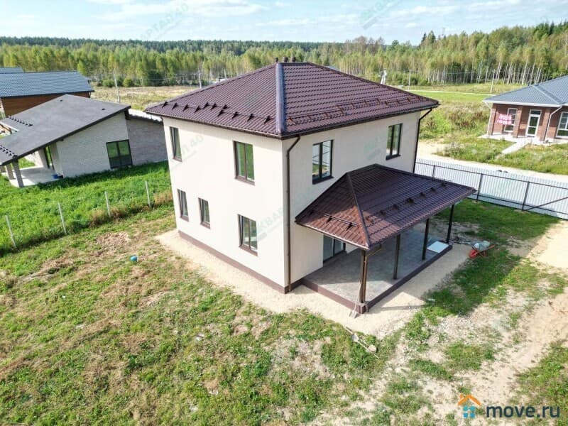 дом, 170 м²