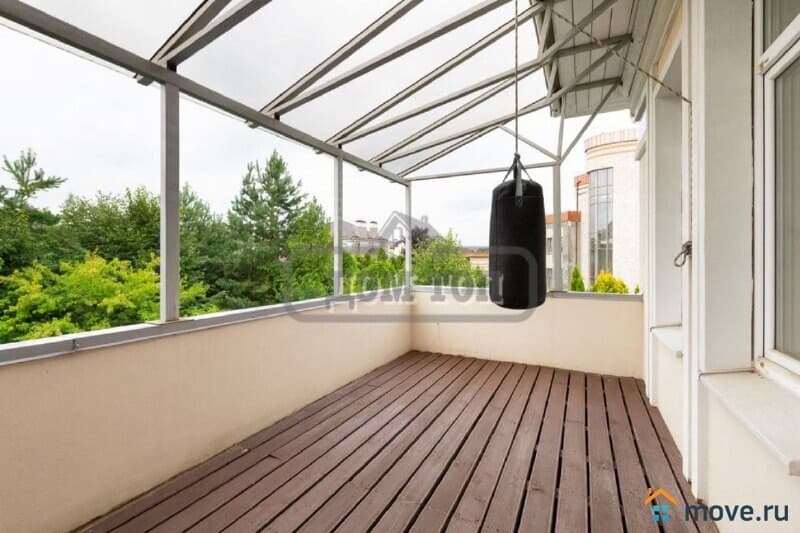 коттедж, 600 м&sup2;