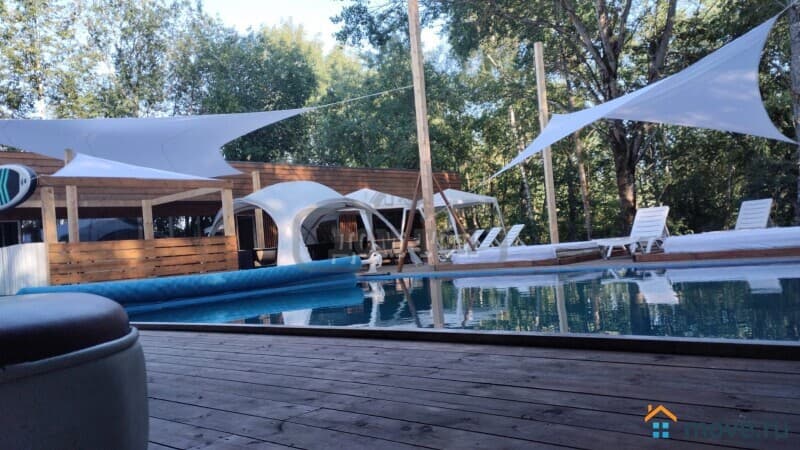 коттедж, 520 м²