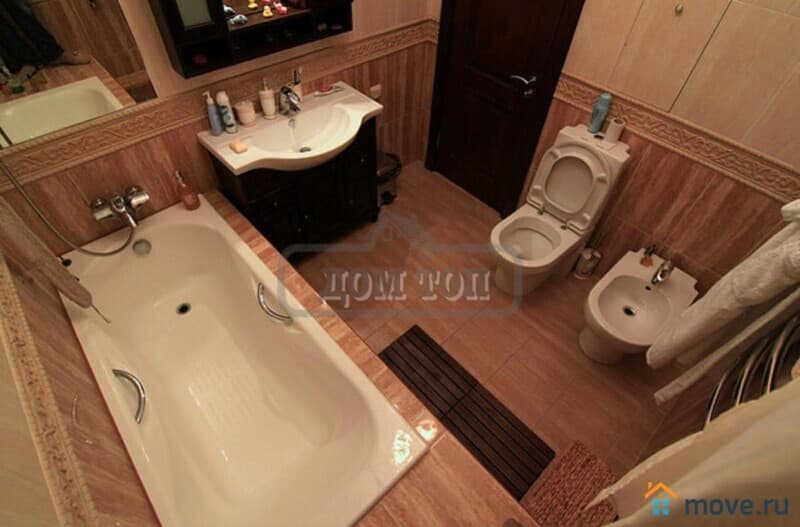 коттедж, 500 м²